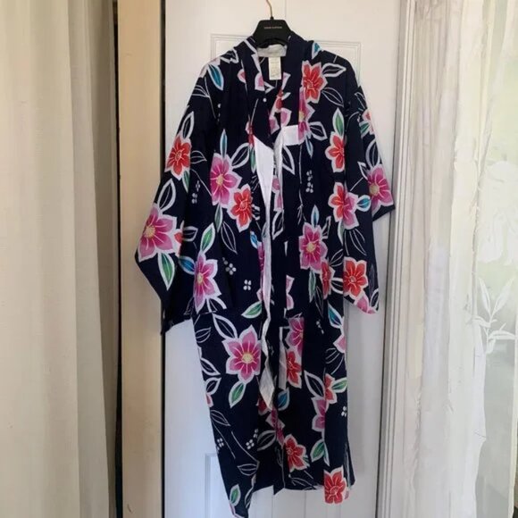 Japanese Black Yukata Kimono Childrens Kids Size Pink Red Flowers Made in Japan - Picture 1 of 7